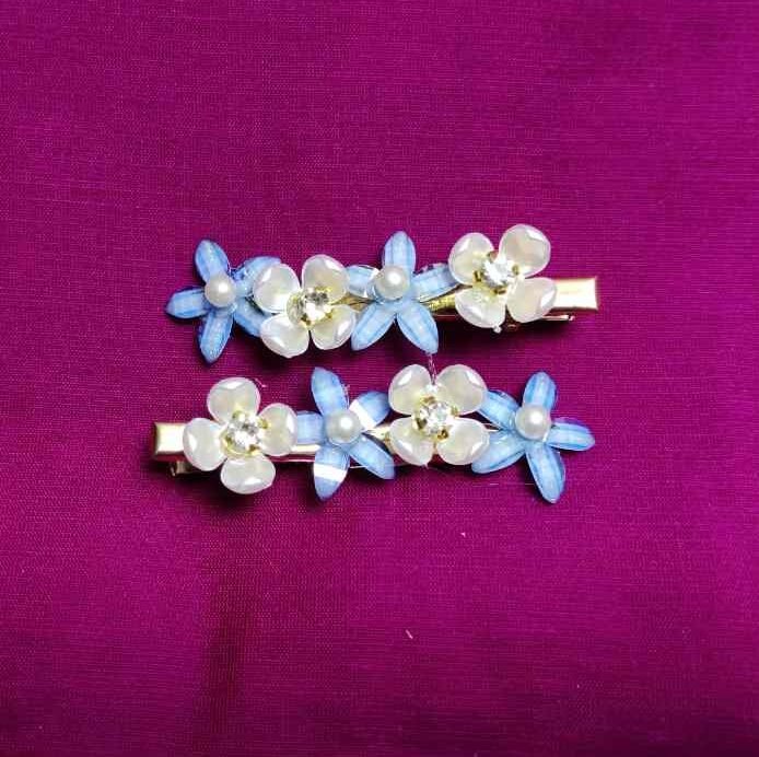Light Yellow Blue Flower Hair Clips