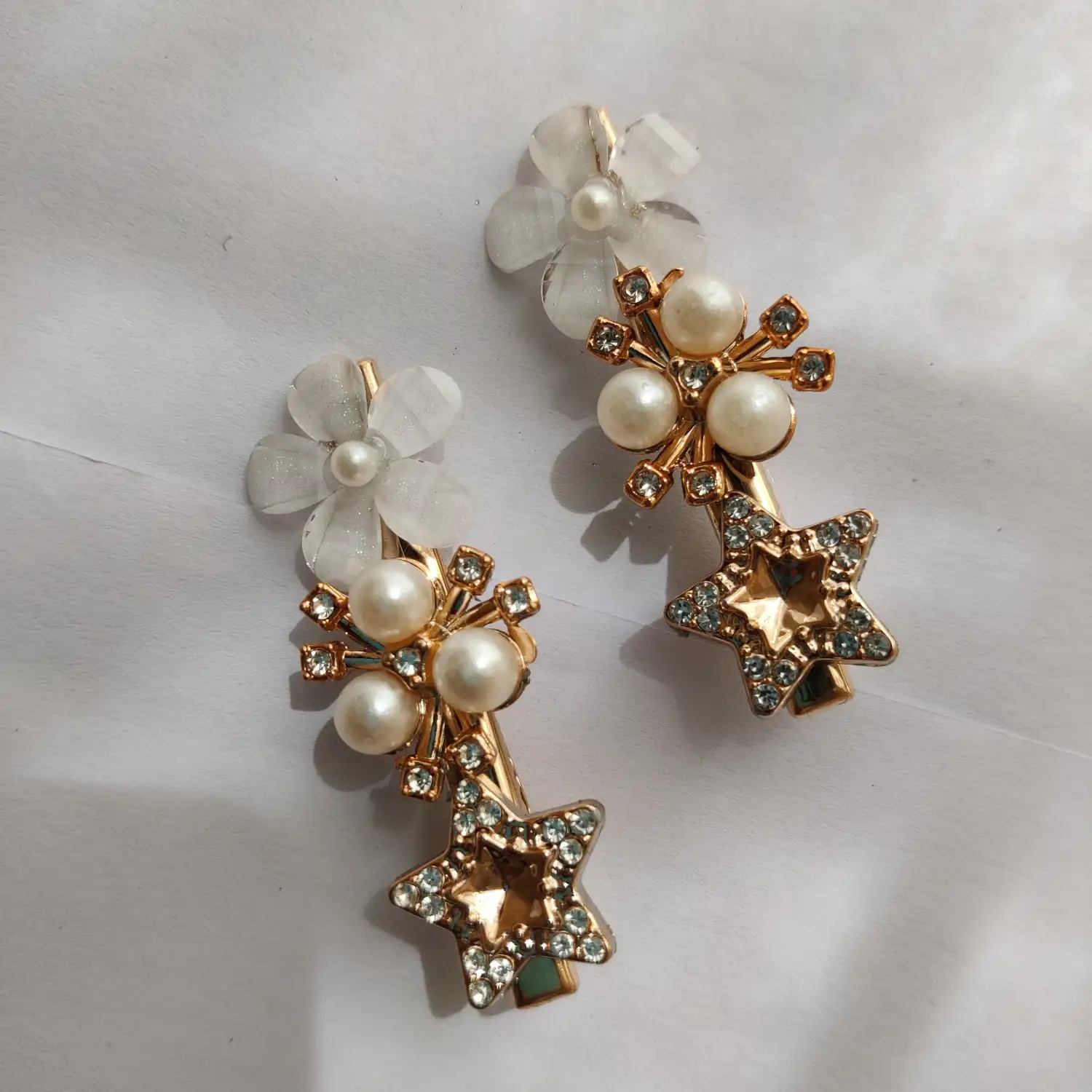 Light Flower Hair Clip - Image 2